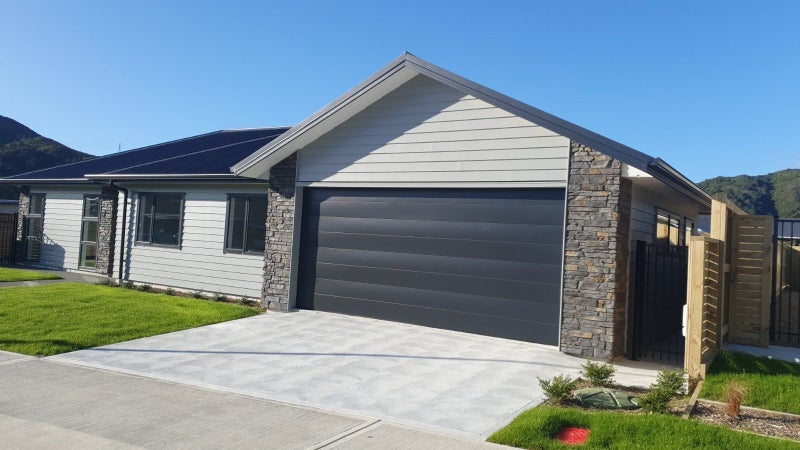 1 Te Ara o Roimata, Wainuiomata, Lower Hutt - Carousel 2