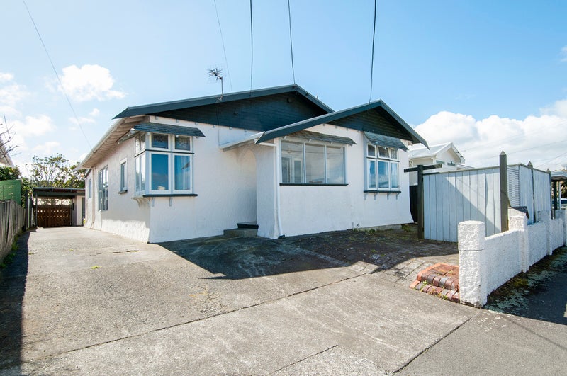 13 Huia Street, Petone, Lower Hutt - Carousel 1
