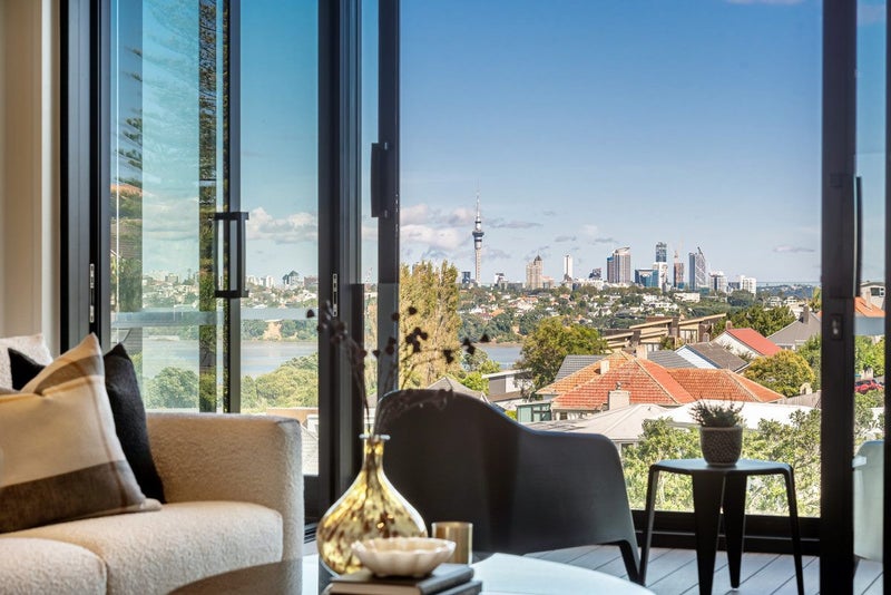 402/27 Grace Street, Orakei, Auckland - Carousel 1