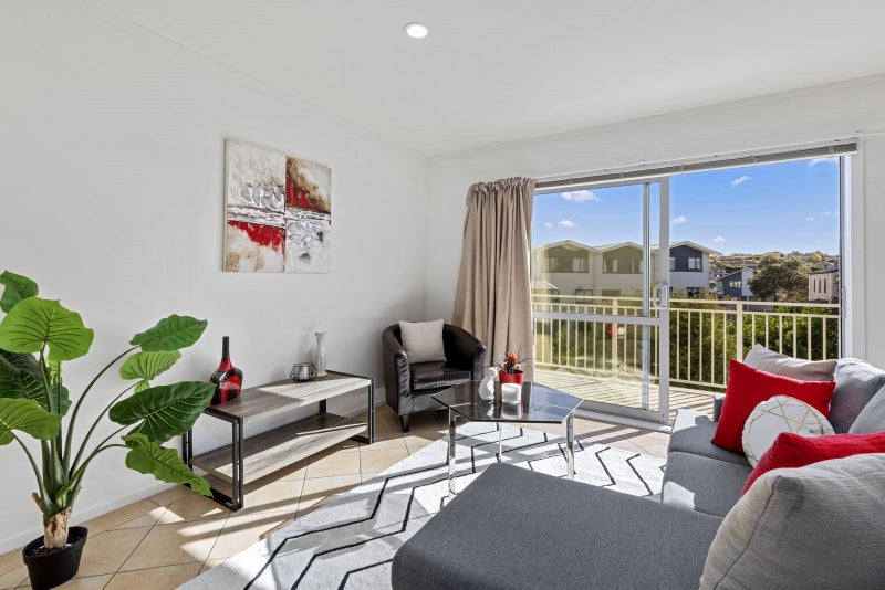1/15 Andersons Road, Oteha, Auckland - Carousel 2