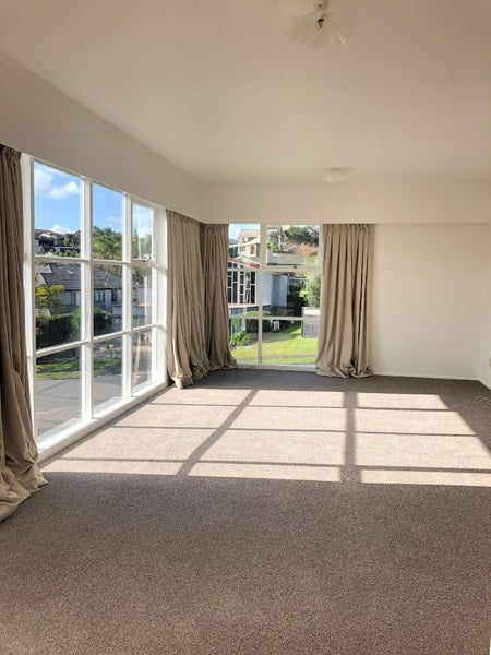 9 Markham Place, Bucklands Beach, Auckland - Carousel 2