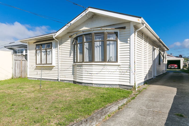 67 Kauri Street, Miramar, Wellington - Carousel 1