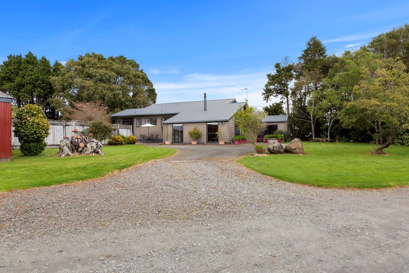 575A Smart Road, Glen Avon, New Plymouth - Carousel 2