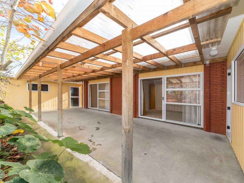 46 Pencarrow Street, Highbury, Palmerston North - Carousel 2