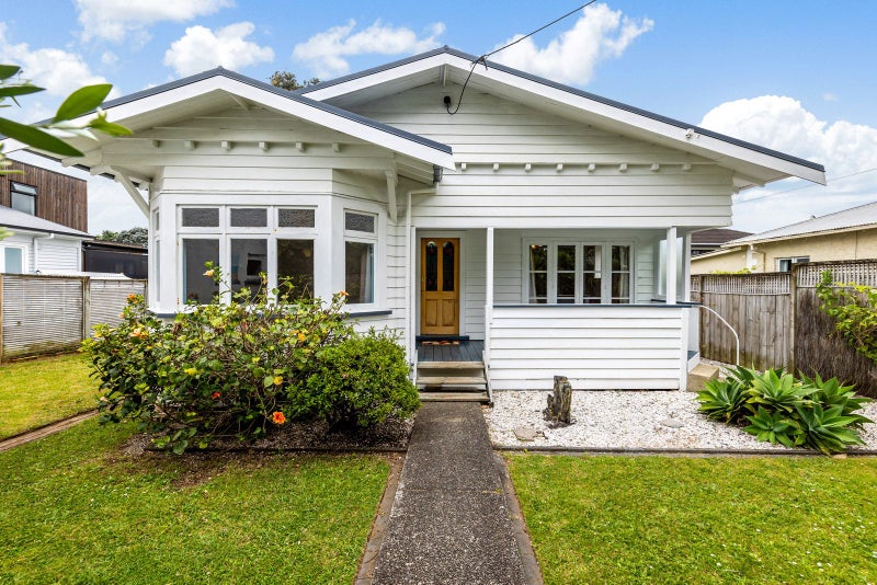 41 Kings Road, Mount Roskill, Auckland - Carousel 2