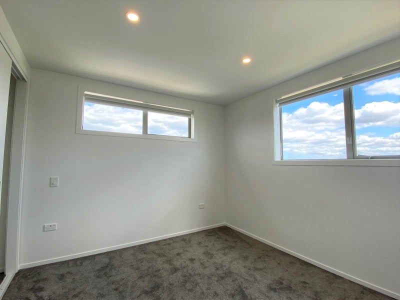 5/22 Denver Avenue, Sunnyvale, Auckland - Carousel 2