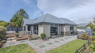 18 Alpine View, Hokitika - Carousel 1