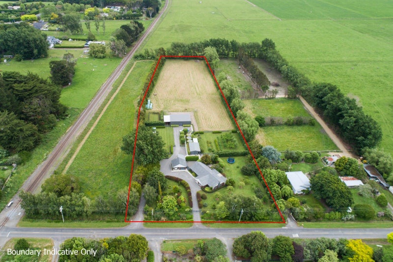 33 Cloverlea Road, Westbrook, Palmerston North - Carousel 2