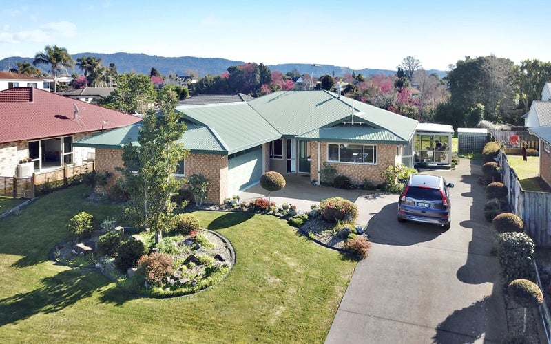 42 Norm Freeman Drive, Te Puke, Te Puke - Carousel 1