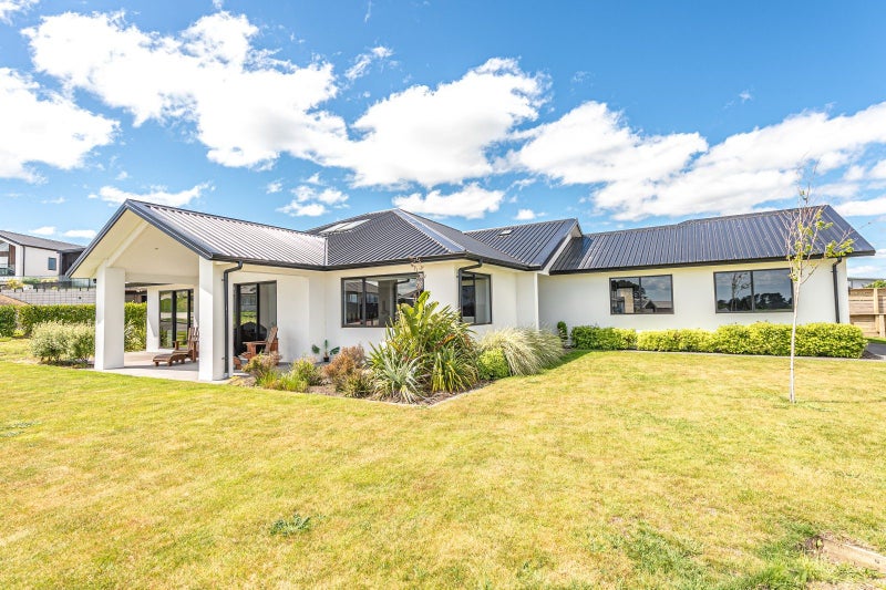 36 Tirimoana Place, Otamatea, Whanganui - Carousel 1