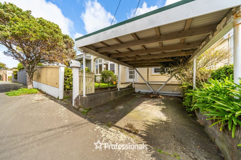244 Rintoul Street, Berhampore, Wellington - Carousel 2