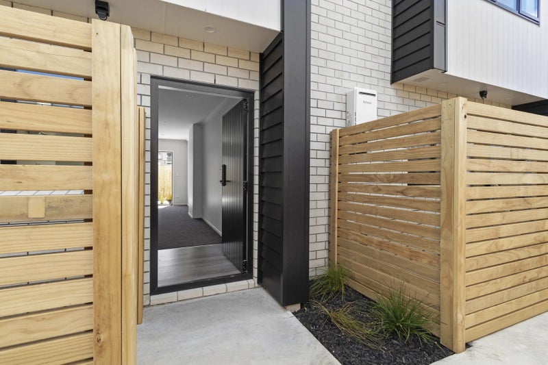 5/12 Charlemont Street, Whitiora, Hamilton - Carousel 2