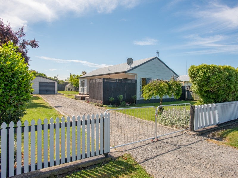 27 Ngaruroro Avenue, Whakatu, Hastings - Carousel 1