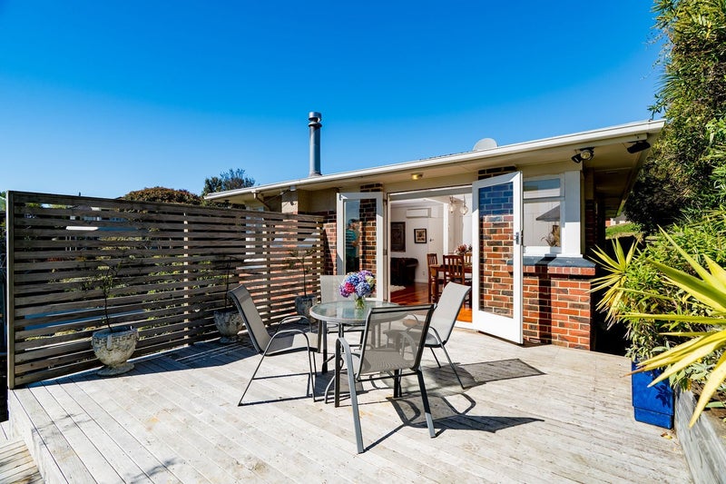 96 Easther Crescent, Kew, Dunedin - Carousel 1