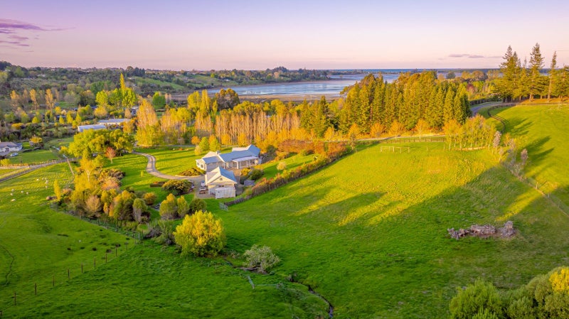 229 Westdale Road, Redwood Valley, Richmond - Carousel 2