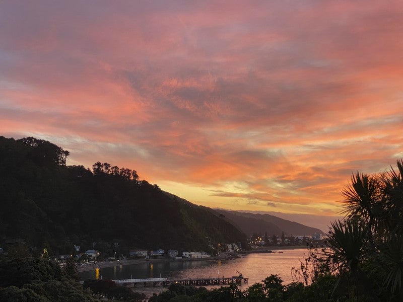 23 Ferry Road, Days Bay, Lower Hutt - Carousel 2