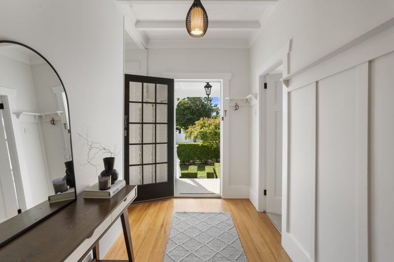 7 Mons Avenue, Mount Roskill, Auckland - Carousel 2