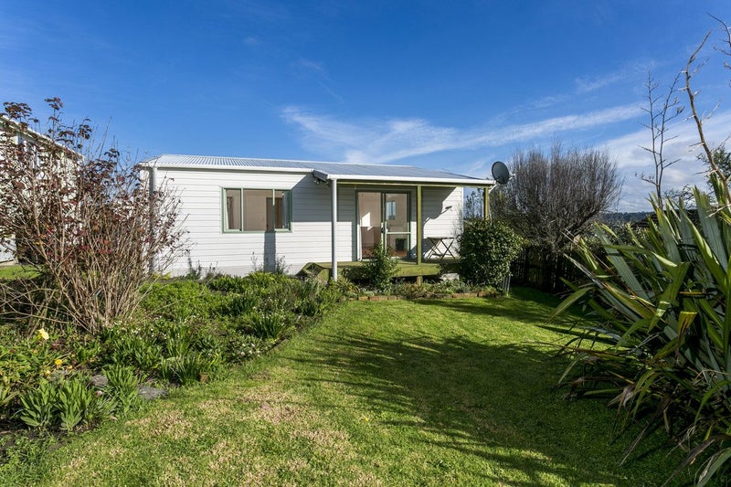 120 Eskdale Road, Birkdale, Auckland - Carousel 1