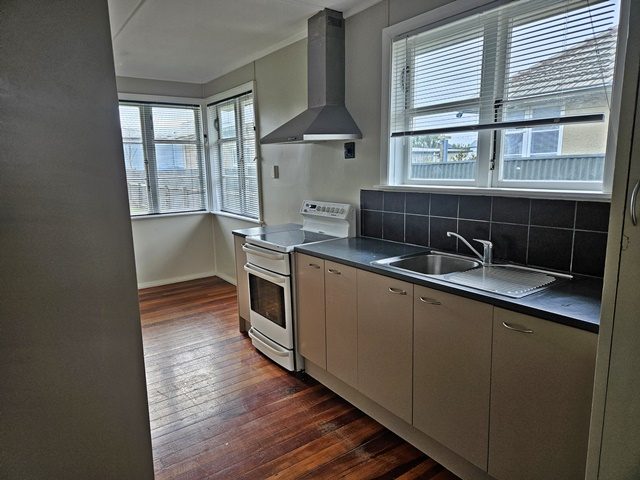 10 Tyne Street, Roslyn, Palmerston North - Carousel 2