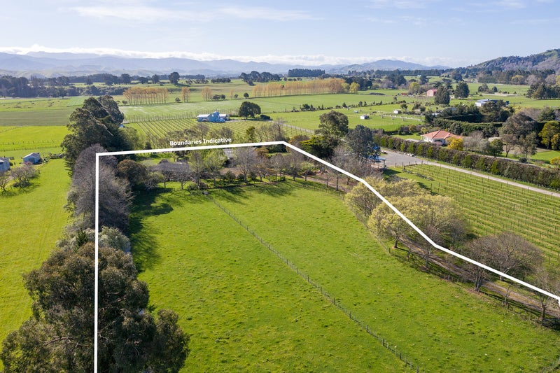 48 Loop Line, Masterton - Carousel 21