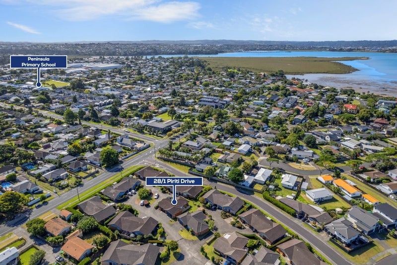 28/1 Piriti Drive, Te Atatu Peninsula, Auckland - Carousel 19
