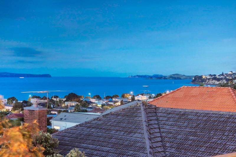 18B Rawhitiroa Road, Kohimarama, Auckland - Carousel 22