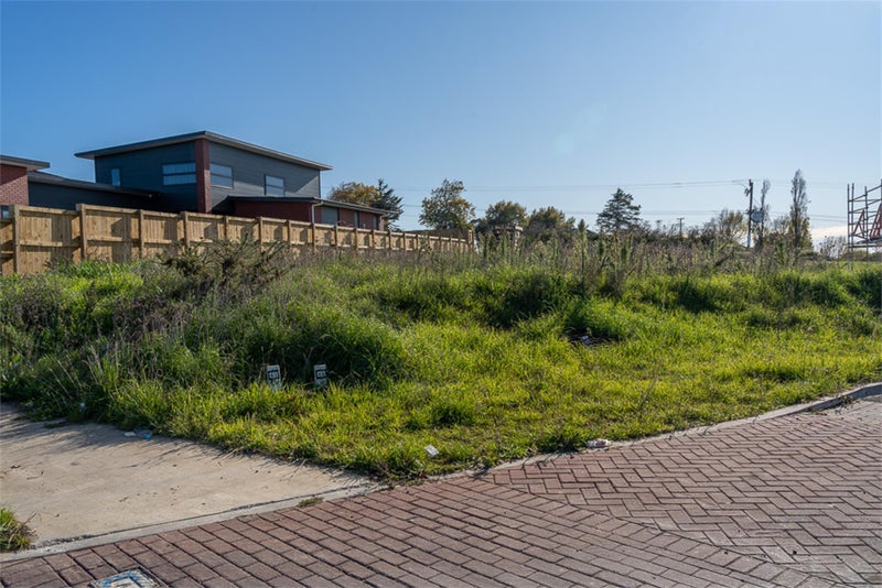 15 Kapua Crescent, Rototuna North, Hamilton - Carousel 4