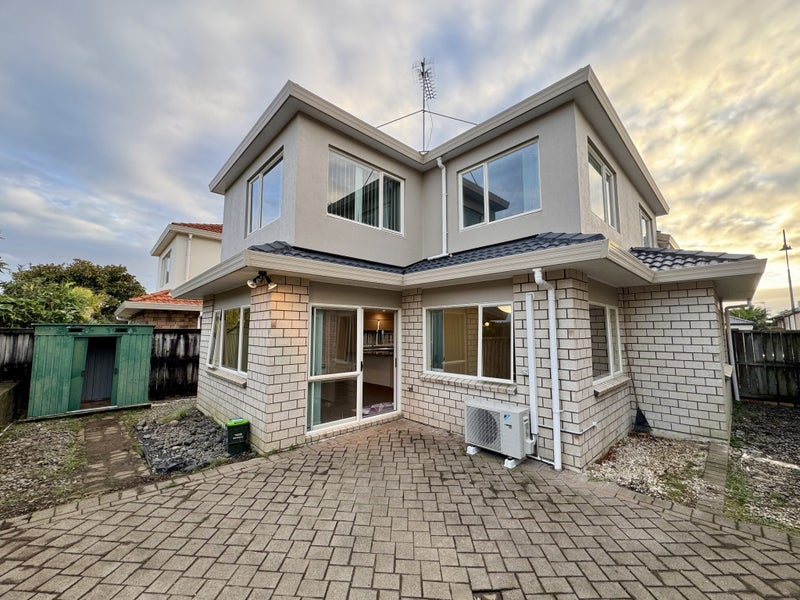 24 Lissleton Drive, East Tamaki, Auckland - Carousel 15