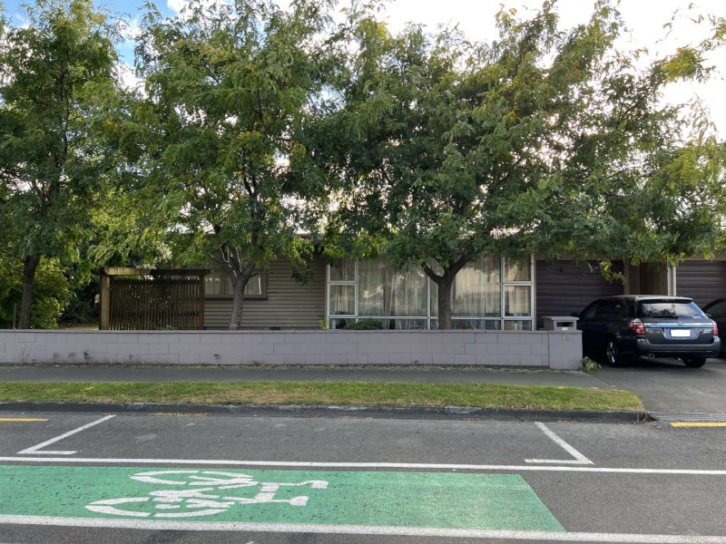 1A Wood Street, Takaro, Palmerston North - Carousel 1