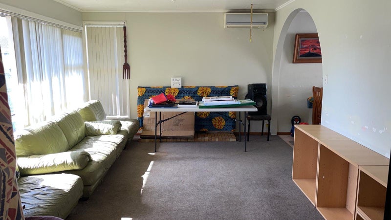 17 Wakefield Road, Favona, Auckland - Carousel 2