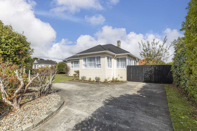 55 Wrantage Street, Westown, New Plymouth - Carousel 1