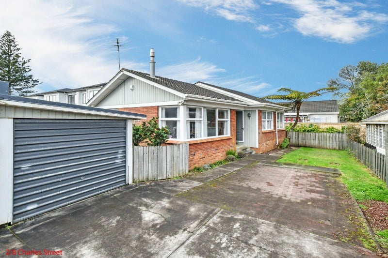 2/8 Charles Street, Papatoetoe, Auckland - Carousel 1