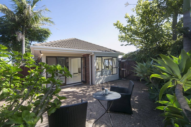 160 Norman Lesser Drive, Saint Johns, Auckland - Carousel 11