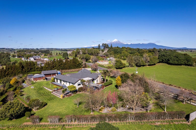 267 Henwood Road, Paraite, New Plymouth - Carousel 2