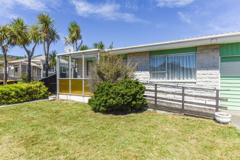 1/3 Louisson Avenue, Stoke, Nelson - Carousel 1