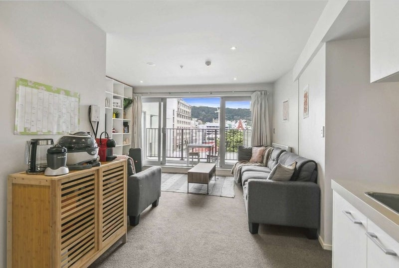 809/74 Taranaki Street, Te Aro, Wellington - Carousel 2