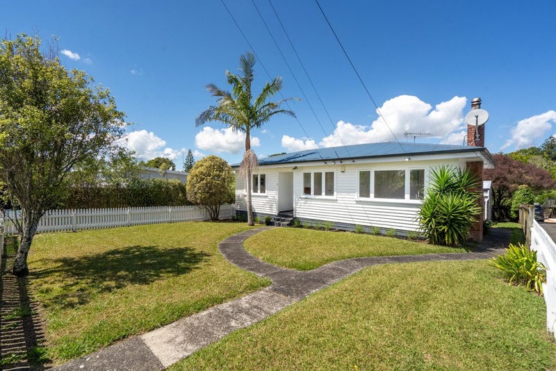 9 Eskdale Road, Birkdale, Auckland - Carousel 1