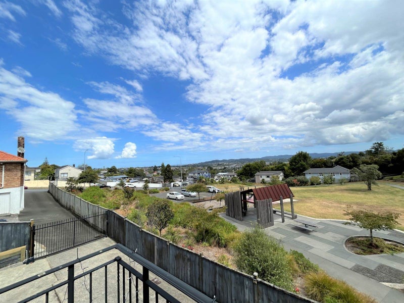 82 Tiverton Road, New Windsor, Auckland - Carousel 22