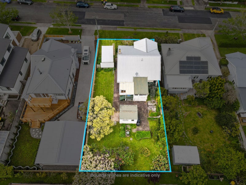 16 Egremont Street, Belmont, Auckland - Carousel 20