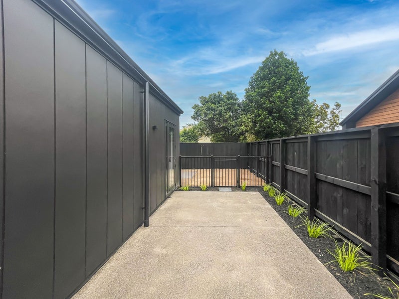 3/25 Sandwich Road, St Andrews, Hamilton - Carousel 2