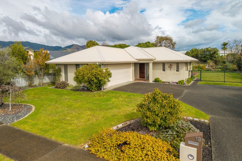 19 Kendall View, Stoke, Nelson - Carousel 1