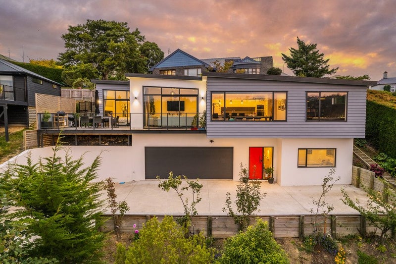 8 Bounty Lane, Belleknowes, Dunedin - Carousel 1