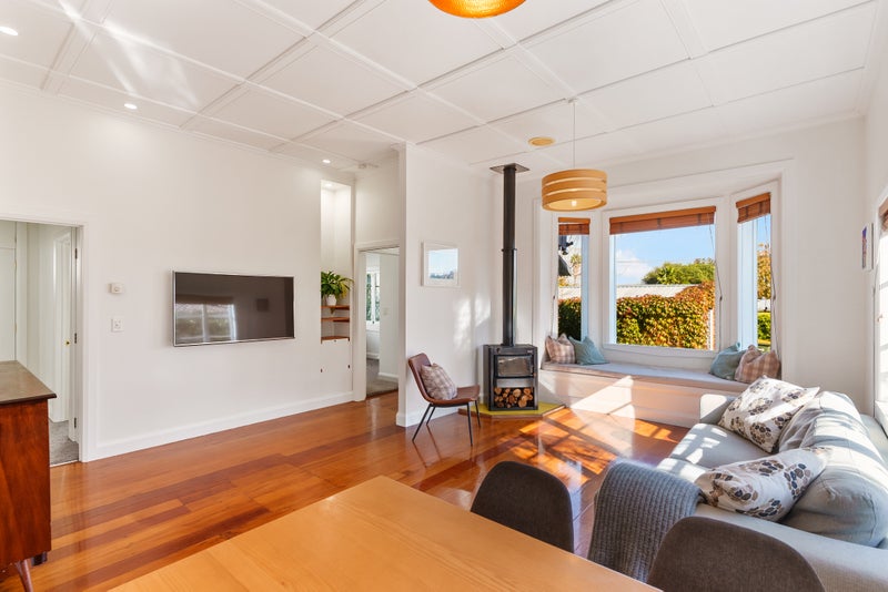 1/9 CRESTA AVENUE, Beach Haven, Auckland - Carousel 2
