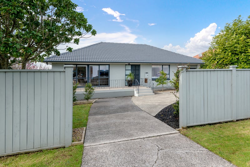 1/130 Cook Street, Howick, Auckland - Carousel 2