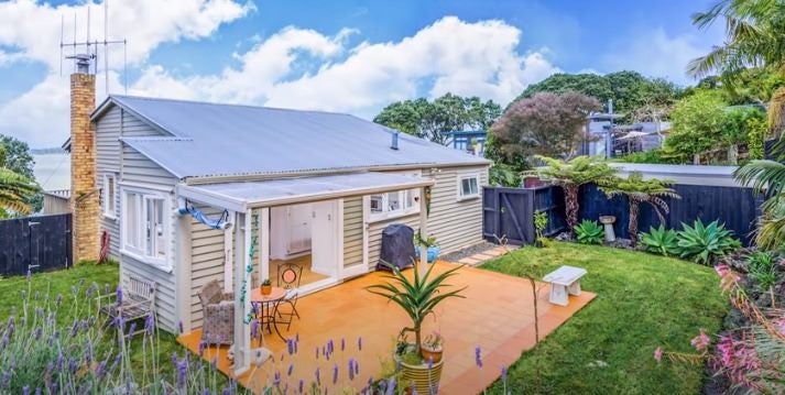55 Aldersgate Road, Hillsborough, Auckland - Carousel 1