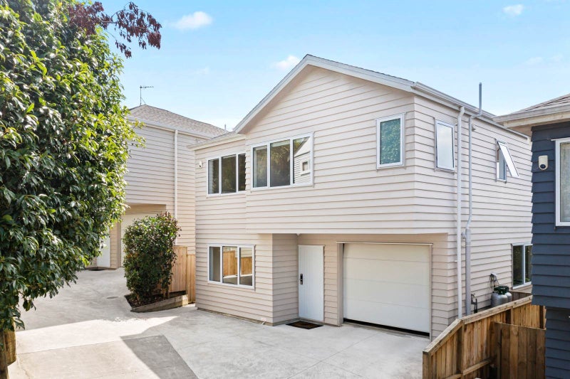 6B Archers Road, Glenfield, Auckland - Carousel 1
