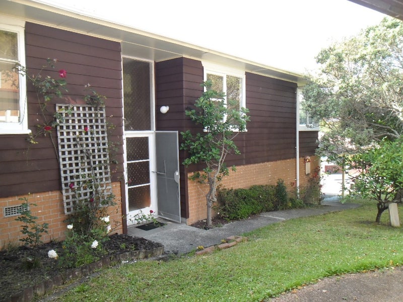 54 Bentley Avenue, Glenfield, Auckland - Carousel 1