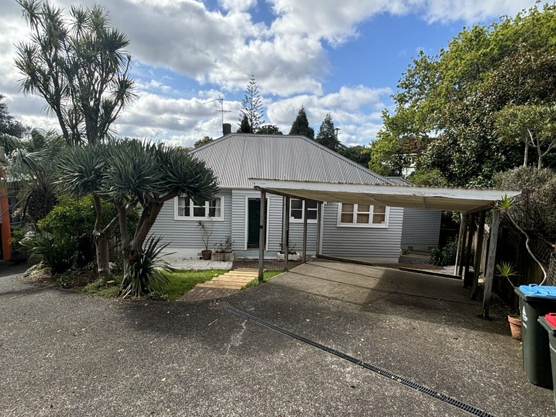 11 Savage Street, Westmere, Auckland - Carousel 2