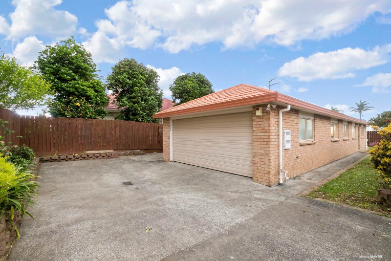 26B Crowther Street, Blockhouse Bay, Auckland - Carousel 2