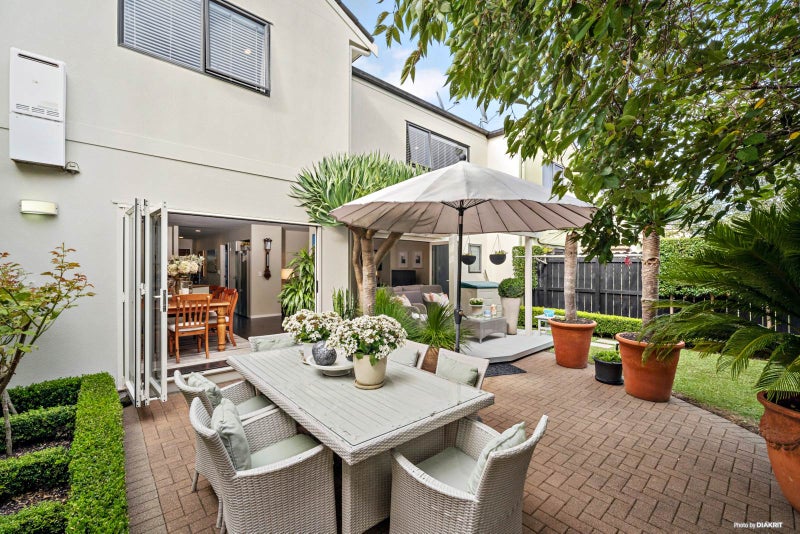 17 Tiger Drive, Golflands, Auckland - Carousel 1